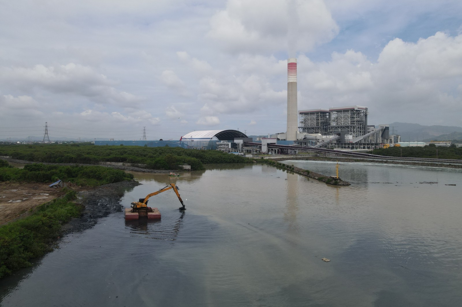 ͼΪ»Ö¸´Á÷ͨºóµÄºÓÁ÷ÓëÓ¡ÄáצÍÛ¹«Ë¾